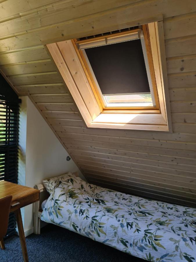 Vakantiehuis Met Hottub En Barrelsauna Оммен Екстер'єр фото