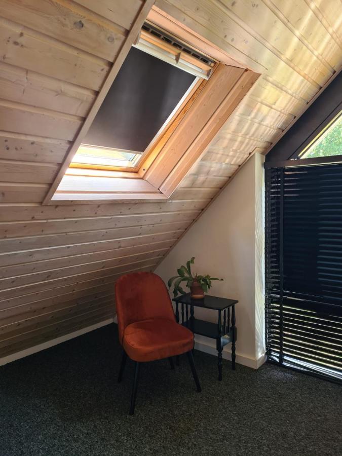 Vakantiehuis Met Hottub En Barrelsauna Оммен Екстер'єр фото